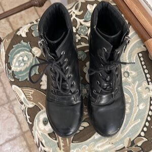 Steve Madden combat boots